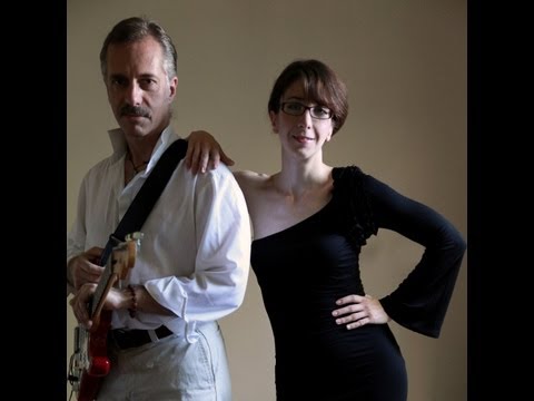 "Brigas Nunca Mais" (Jobim/De Moraes) - Sandro and Tamara Eristavi