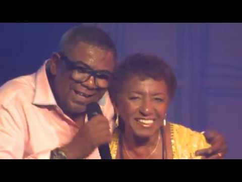 Reinaldo - É D'Oxum (part. Leci Brandão) [Reinaldo e Seus Convidados]