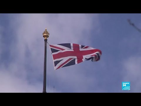 Boris Johnson unveils Tory manifesto ahead of snap election