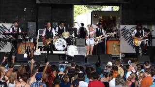 Gin Wigmore performs If Only at Warped Tour in Charlotte 07/29/2013