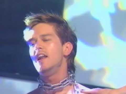 Phixx - Hold On Me (Live at TOTP 7/11/03)