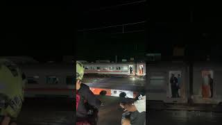 Download lagu Parkir neng kene ki njaluk di tendangang nda…e mp3