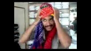 preview picture of video 'How to wear Rajasthani Safa ( Turban ) Jodhpur INDIA Popular in UK and America'