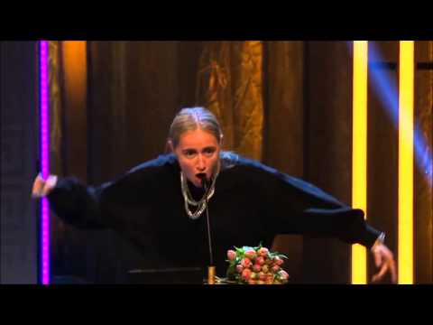 Pinsamt av Silvana Imam