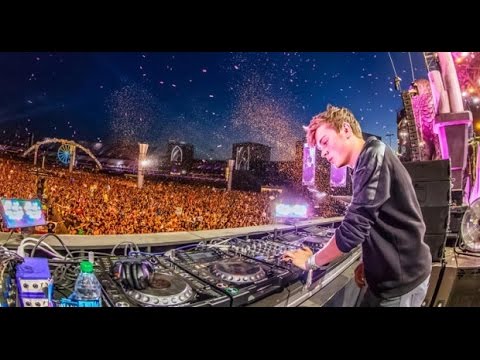 The Weeknd Can't Feel my Face (Martin Garrix Remix)