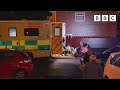 19-year-old Daniel has a scary seizure | Ambulance - BBC