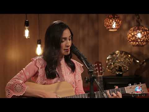 ALINE IRINEU - CHUVA DE VERÃO [HD]