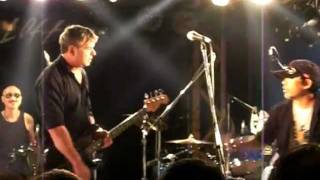 JJ Burnel (Stranglers) live Tokyo, Japan 2012 Something Better Change