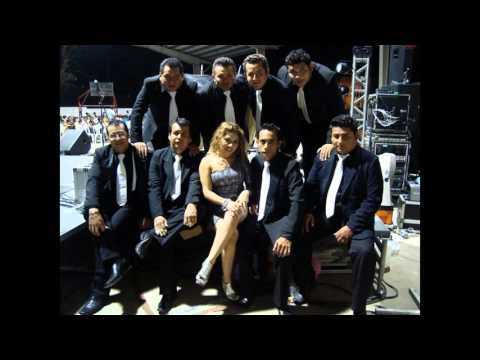 GRUPO VAINILLA-POPURRÍ RECORDANDO A LOS DEL SURESTE