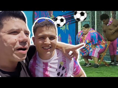 What Paulinho didn't show in football - Dwarfs vs. Fat People -