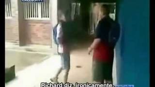 bully Richard Gale entrevista [legendado] contra Casey heynes