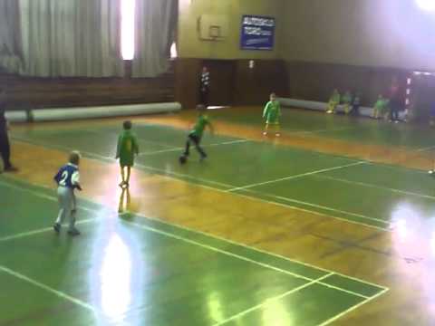 3.TJ PRAGA PRAHA B - TJ BŘEZINĚVES  2:0 (Halový turnaj,Union Žižkov,4.3.2012)