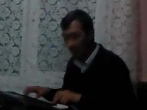 Cel mai bun cantaret din burdea de caldararu:p