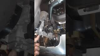 Jeep Wrangler TJ; How to disengage steering wheel lock