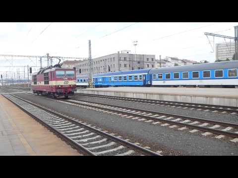 Odjezd Esa na R 679 ze stanice Praha hl. nádraží