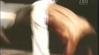 Capoeira Aché Brasil - Paranaue (Capoeira music video)