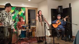 Download lagu Alfonsina y el mar／ウタウアシブエトリオ（岡田浩安・智詠・熊本比呂志） 甲山三詠 mp3