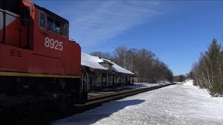 preview picture of video 'CN 8925 at Parry Sound (12MAR2015) [4K]'