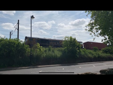 66716 passes through Longniddry en route from Mossend to Doncaster - 4E04.