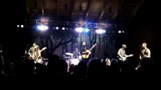 The Lone Bellow featuring Brandi Carlile - Bleeding Out (Live)