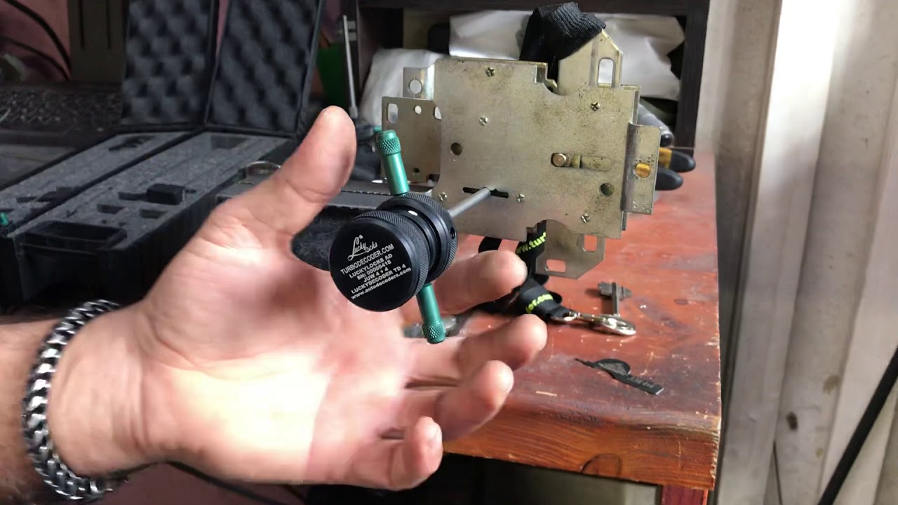 How to open Juwel safe box locks with new Automatic Decoder Luckylocks