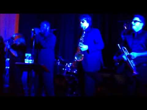 20120929   I Know You Want Me