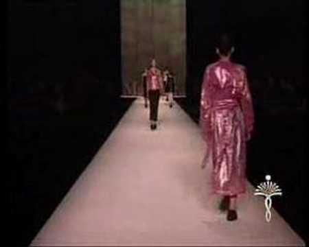 MaxMara: fashion show SS 2008 (Part 1)