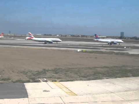 Singapore Airlines B777-200ER SQ391 Takeoff from Istanbul Ataturk