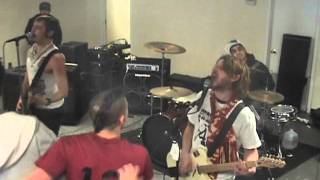 Tokyo Tanlines &quot;Watch Me Kill&quot; (GG Allin cover)