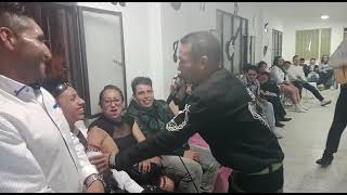 Video de Mariachi Cali es calida