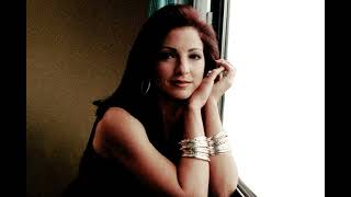 Download lagu Gloria Estefan - 1 2 3 Sped Up mp3 Download lagu Gloria Estefan - 1 2 3 Sped Up mp3