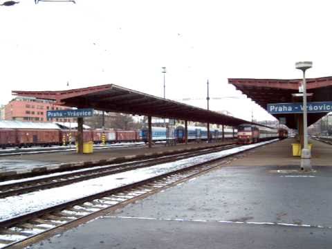 749 121 na čele R 1143 - Praha Vršovice odjezd - 22.1.2011.