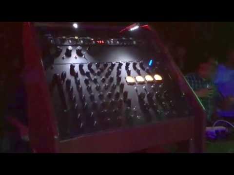 Dub Fever Present - Vibronics feat Madu Messenger on Bomb Bass Hifi SoundSystem(Bilbao)