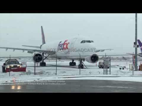 02-15-2021 Muhammad Ali International Airport snow removal - Louisville Kentucky