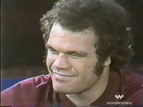 Larry Holmes v Tex Cobb