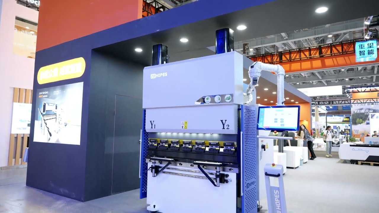 ZWHOPES Full electric press brake with 6+1 axes ZW EPB