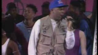 Pete Rock & CL Smooth - "Straighten It Out" (Live)