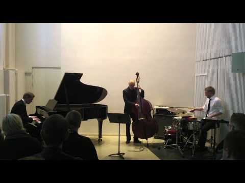 Staffan Strömsholm Trio - Yes I'm Country (And That's OK)