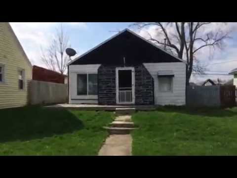 Spacious one bedroom house available now