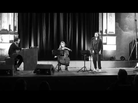 42. LJT - Lucia Cadotsch + Tricko