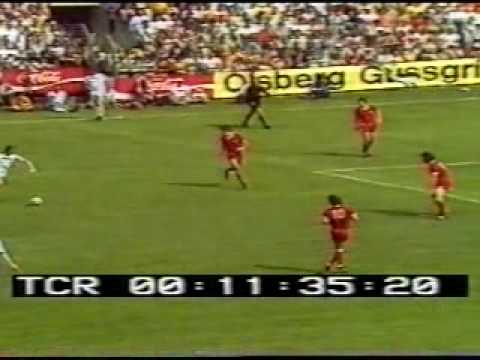 Gladbach v Köln (1975-76)