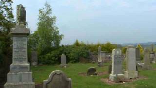 preview picture of video 'Orwell Parish Graveyard Scotland'