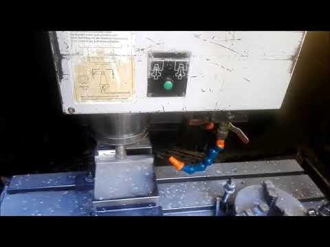 CNC centro de usinagem vertical HURCO BMC 30/M 1999