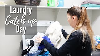 ALL THE LAUNDRY ONE DAY // CLEANING MOTIVATION // CLEANING MOM