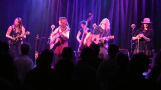 Della Mae \ Good Blood \ Port City Music Hall