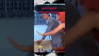 Download lagu Warkop DKI Lucu - Detektif Kasino Kecebur Sungai mp3