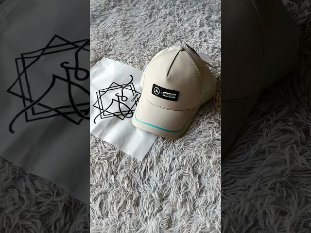 Vídeo relacionado con PUMA McLaren F1 Gorra con Logo - Verde Marino - Talla Única