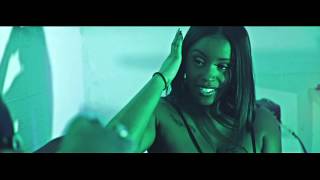 À Mort Music Video