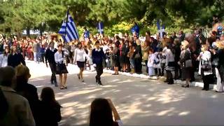preview picture of video 'e-amyntaio.gr - ΜΑΘΗΤΙΚΗ ΠΑΡΕΛΑΣΗ 28-10-2011 -Part 4'