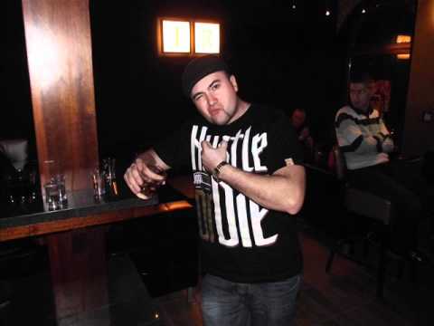 Żeton, Cham-Pion (The Mordy) i McKwadrat  - "Jak Tu Godnie Żyć..."